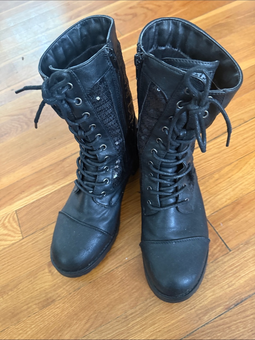 EUC Women’s Black Lace-Up Combat Boots
